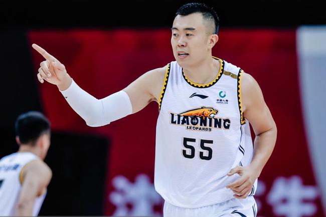 关于深圳队后卫出色发挥,锁定守门的信息 关于深圳队后卫出色发挥,锁定守门的信息