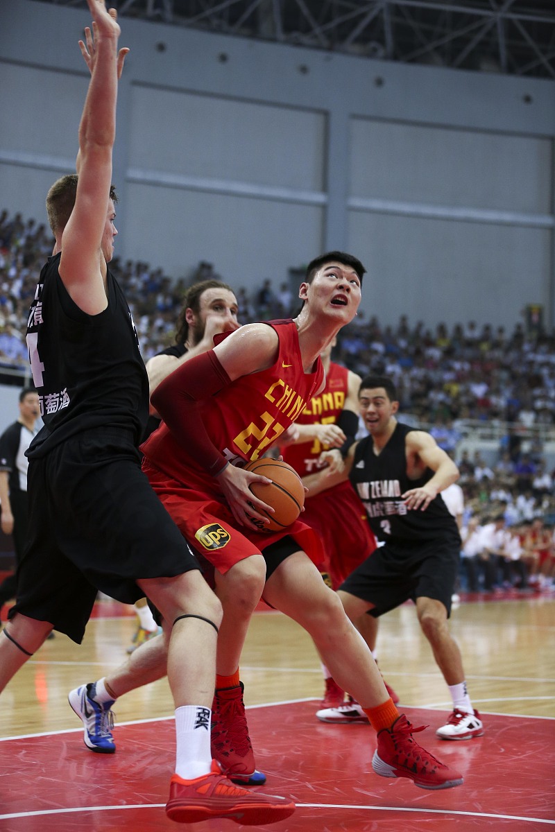 国内篮球联赛京沪德比上演上海队压倒性战胜北京队的简单介绍