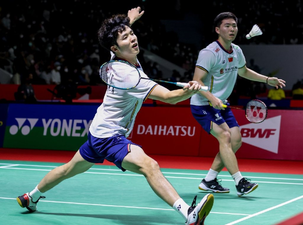 包含印尼羽毛球队完胜中国羽毛球队，辛杜高光表现的词条