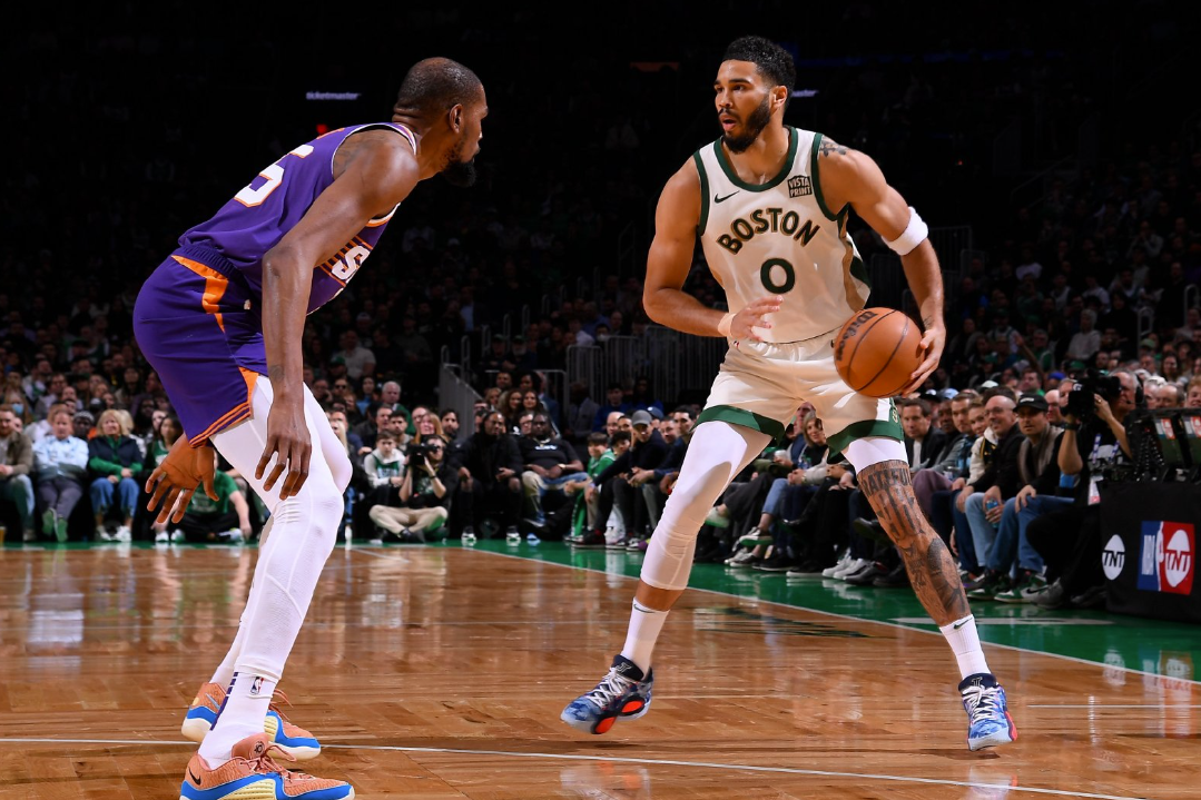 凯尔特人鏖战巴西男篮，费沃斯送出助攻